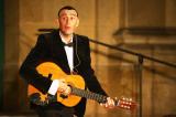 Paco chante la Paix 25 * 5616 x 3744 * (9.49MB)